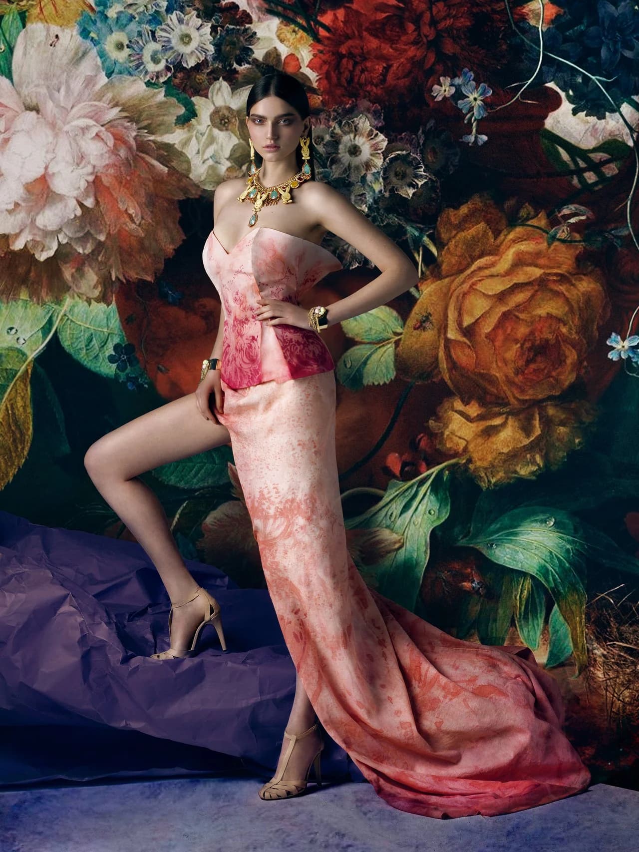 Mode und florale Inszenierung aus Floral