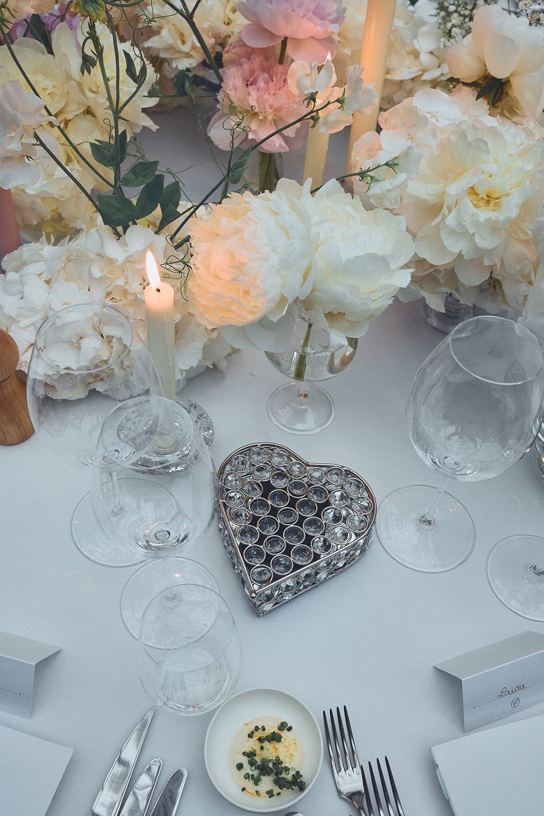 Marco & Laura · Palais Coburg, Wien, Österreich · Hochzeitsfotografie von Marina Danilova